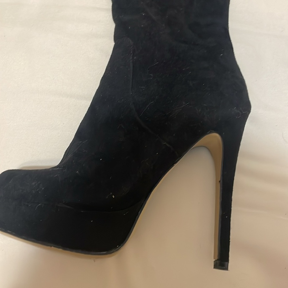 Chinese laundry knee/thigh boots - Picture 2 of 5
